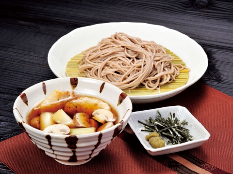 とかちマッシュと豚肉のせいろそば